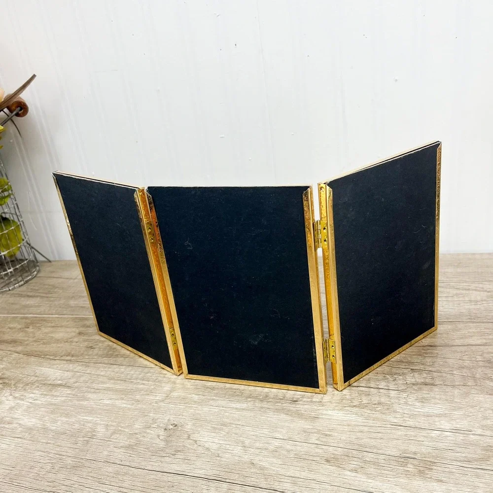 Foldable Brass MCM Photo Frame - Vintage 5x7 Inch